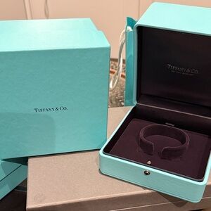 Tiffany & Co. Blue Jewelry Box, bangle